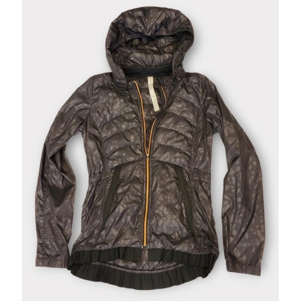 Size 6 - Lululemon Spring Fling Puffy Windbreaker